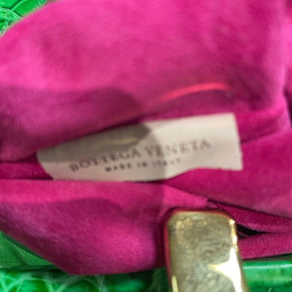 BOTTEGA VENETA SPECIAL EDITION ALLIGATOR HANDBAG - Picture 10 of 11